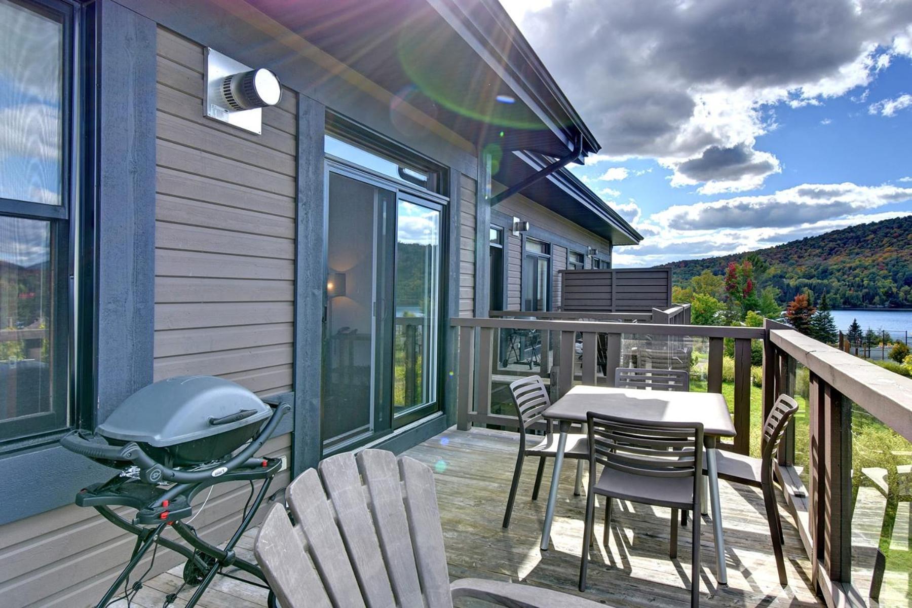 Lakefront Mountain View Remote Work - 1 Bd Suite Lac-Superieur Exterior foto